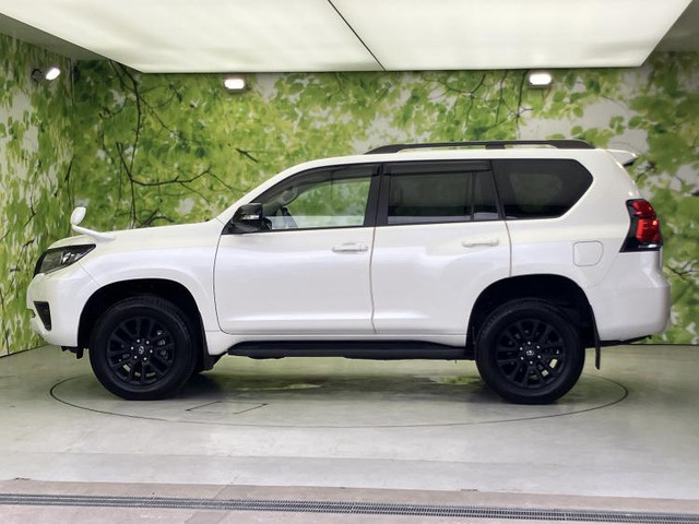 ランドクルーザープラド2.7 TX Lパッケージ マットブラック エディション 4WD