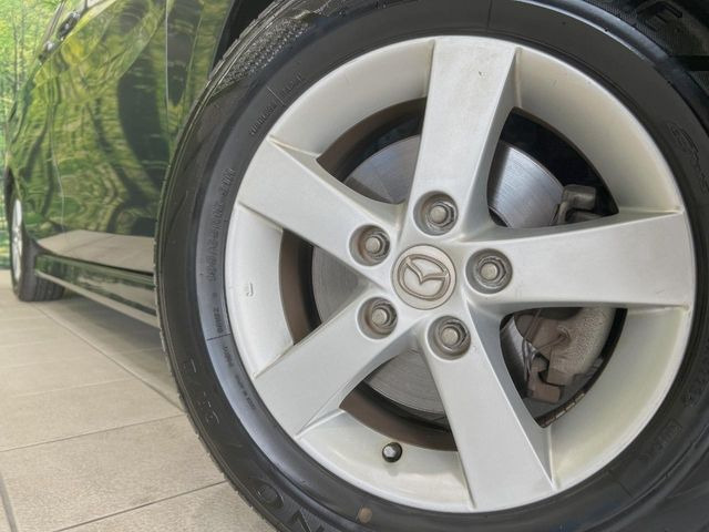 �y����15�C���`�A���~�z�C�[���z�O�ςɃ}�b�`���������A���~�z�C�[���𑕒����Ă���܂��B�e��ЊO�A���~�z�C�[����A�X�^�b�h���X�^�C�����戵�����Ă���܂��B���񂲑��k����������