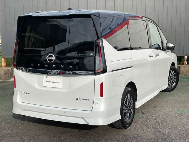 セレナ1.4 e-POWER ルキシオン
