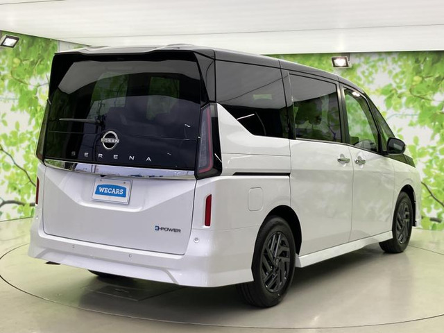 セレナ1.4 e-POWER ハイウェイスターV