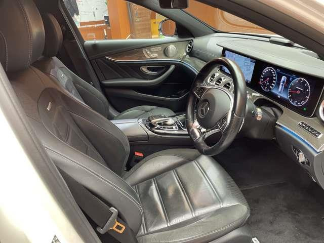 EクラスワゴンAMG E43 4マチック 4WD