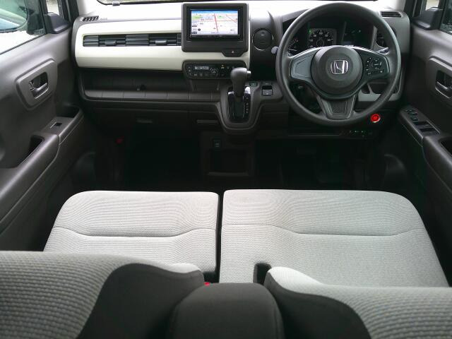 ���O���̐��|�E�{�f�B�R�[�e�B���O��CAR�N���[�j���O���Ǝ҂��{�H�������܂��̂ő�ϐ����B�I���b�N�X�����Ԃł݂͂Ȃ��܂ɉ��K�ȃh���C�u�����񑩁B