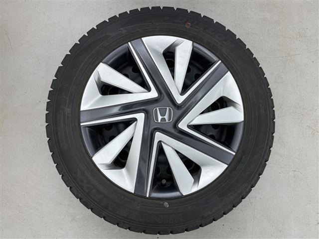 フィット1.5 e:HEV ホーム 4WD