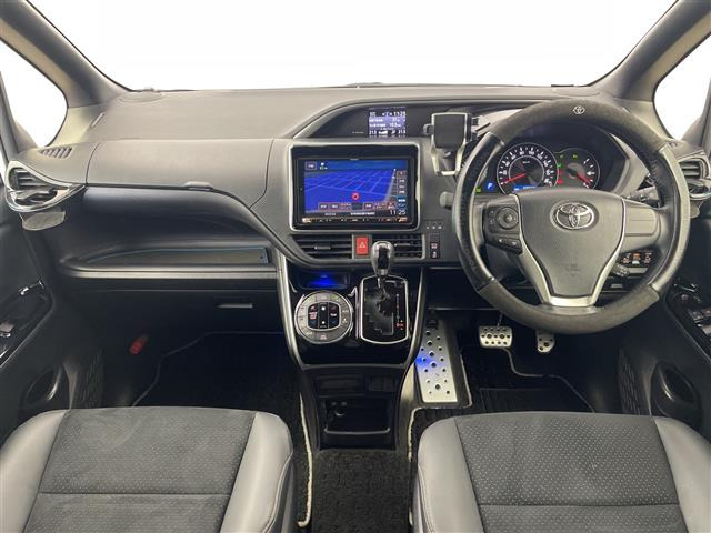 ヴォクシー2.0 ZS 煌III