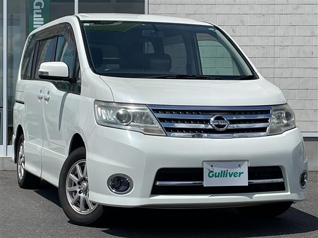 セレナ2.0 ハイウェイスター Vセレクション 4WD