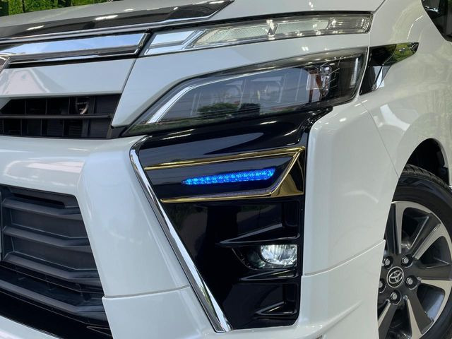 トヨタ ヴォクシー 2.0 ZS 煌 258.6万円 平成30年(2018年) 宮崎県 中古