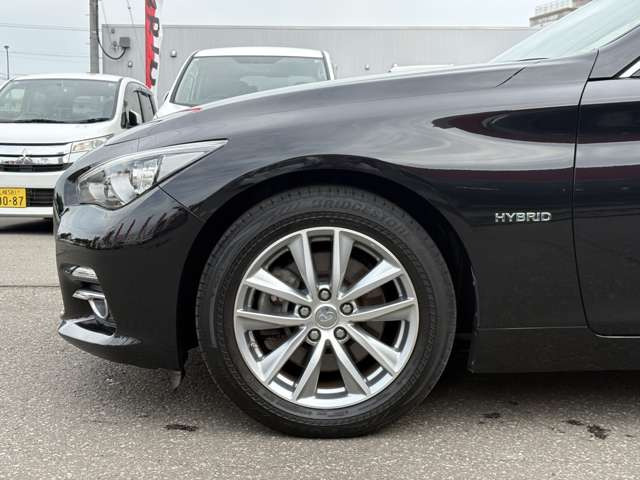 スカイライン3.5 350GT FOUR ハイブリッド