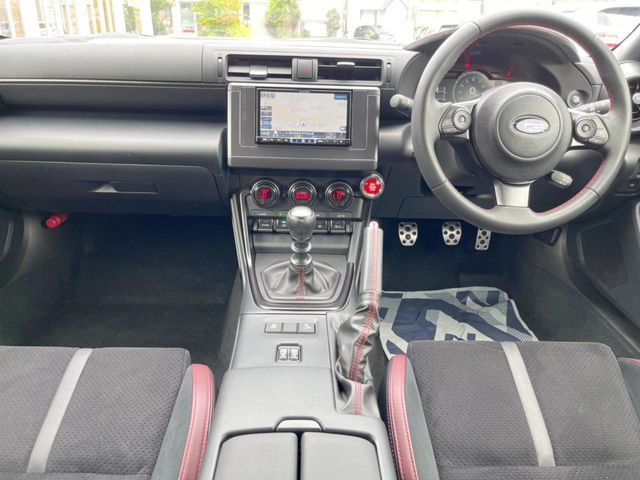 BRZ2.4 STI スポーツ