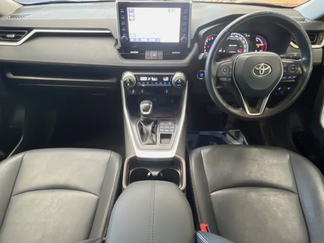 RAV42.0 G 4WD