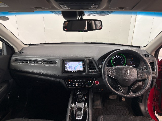 ヴェゼル1.5 ハイブリッド X ホンダセンシング 4WD