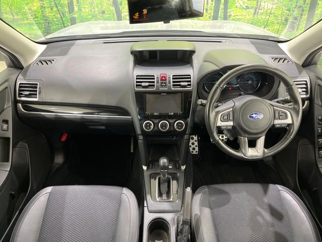 フォレスター2.0 XT アイサイト 4WD