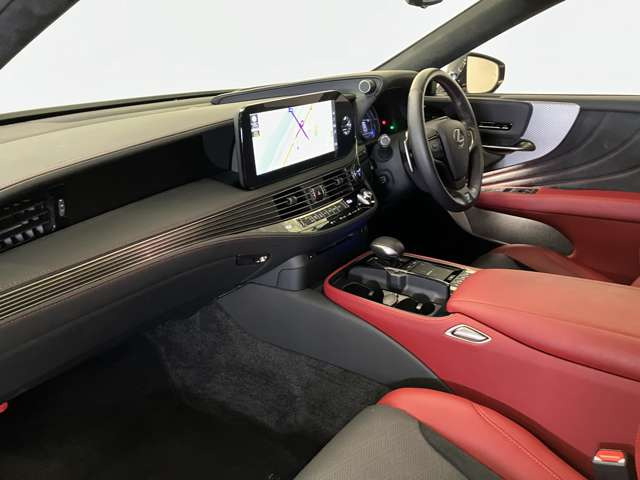 LS500h Fスポーツ