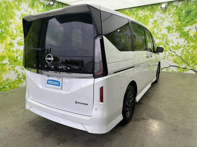 セレナ1.4 e-POWER ハイウェイスターV