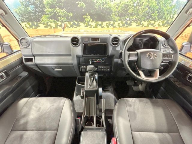 ランドクルーザー702.8 AX ディーゼル 4WD