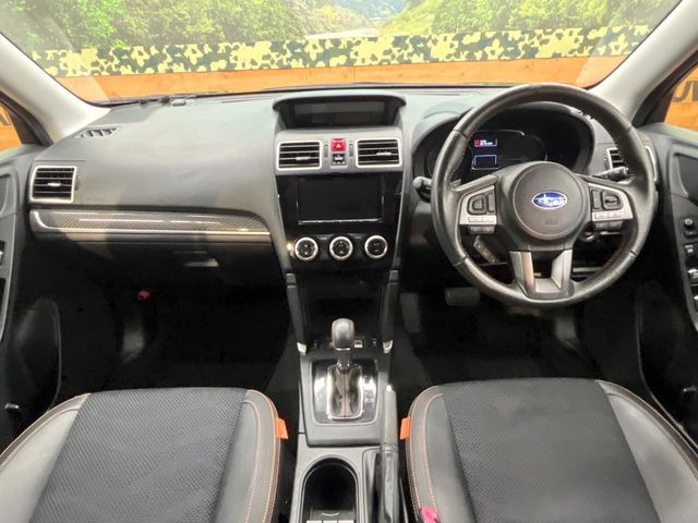 フォレスター2.0 エックスブレイク 4WD
