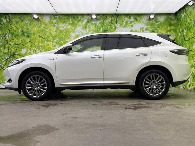 ハリアー2.5 ハイブリッド E-Four プレミアム アドバンスドパッケージ 4WD