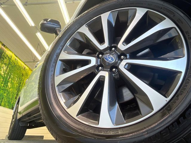 �y����18�C���`�A���~�z�C�[���z�O�ςɃ}�b�`���������A���~�z�C�[���𑕒����Ă���܂��B�e��ЊO�A���~�z�C�[����A�X�^�b�h���X�^�C�����戵�����Ă���܂��B���񂲑��k����������