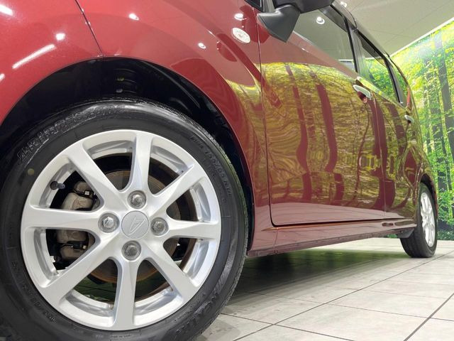 �y����14�C���`�A���~�z�C�[���z�O�ςɃ}�b�`���������A���~�z�C�[���𑕒����Ă���܂��B�e��ЊO�A���~�z�C�[����A�X�^�b�h���X�^�C�����戵�����Ă���܂��B���񂲑��k����������