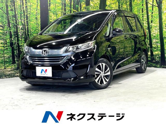 フリードハイブリッド