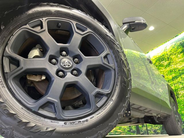 �y����18�C���`�A���~�z�C�[���z�O�ςɃ}�b�`���������A���~�z�C�[���𑕒����Ă���܂��B�e��ЊO�A���~�z�C�[����A�X�^�b�h���X�^�C�����戵�����Ă���܂��B���񂲑��k����������