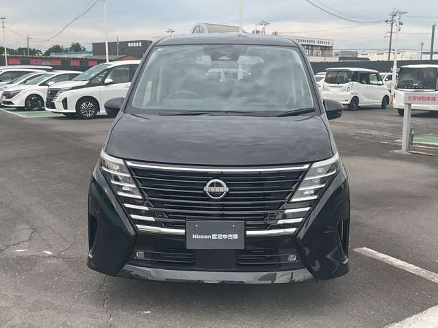 セレナ1.4 e-POWER ハイウェイスターV