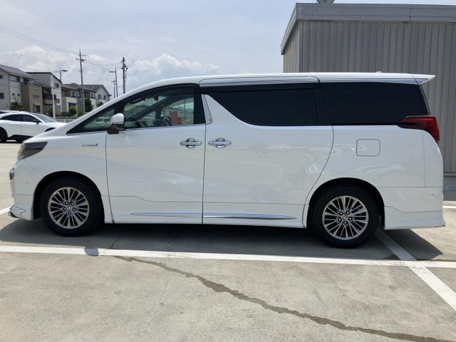 アルファードハイブリッド 2.5 エグゼクティブ ラウンジ S E-Four 4WD