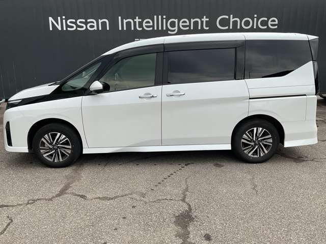 セレナ2.0 ハイウェイスターV 4WD