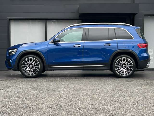 GLBGLB200d 4マチック AMGラインパッケージ 4WD
