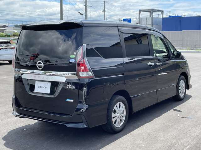 セレナ2.0 ハイウェイスター 4WD