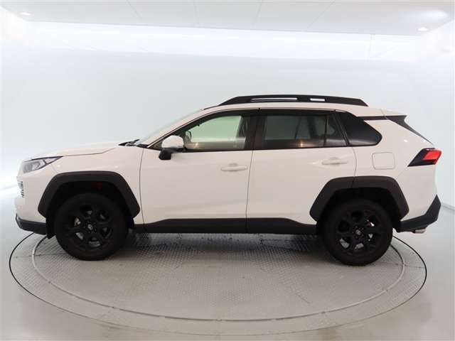 RAV42.0 アドベンチャー オフロードパッケージ 4WD