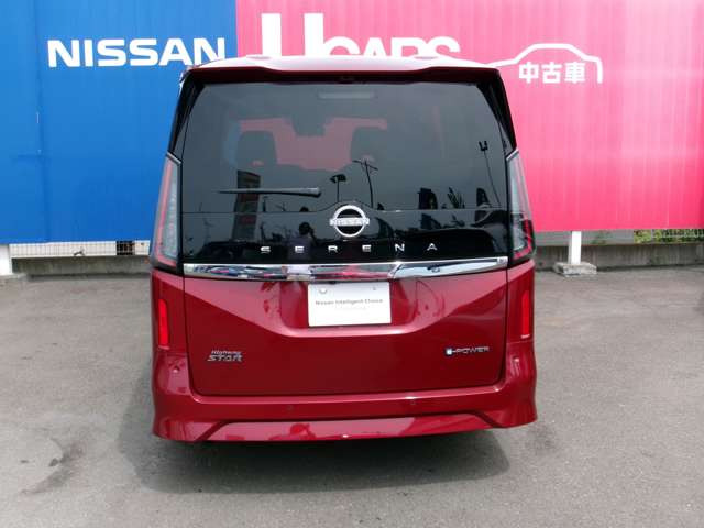セレナ1.4 e-POWER ハイウェイスターV