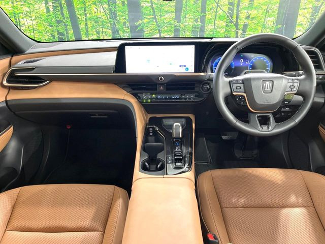 クラウンスポーツ2.5 Z E-Four 4WD
