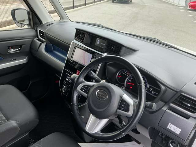 トール1.0 カスタムG SAII 4WD