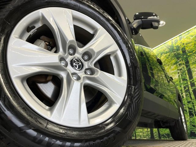 �y����17�C���`�A���~�z�C�[���z�O�ςɃ}�b�`���������A���~�z�C�[���𑕒����Ă���܂��B�e��ЊO�A���~�z�C�[����A�X�^�b�h���X�^�C�����戵�����Ă���܂��B���񂲑��k����������