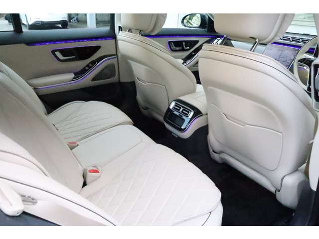 SクラスS450d 4マチック AMGラインパッケージ(ISG) 4WD