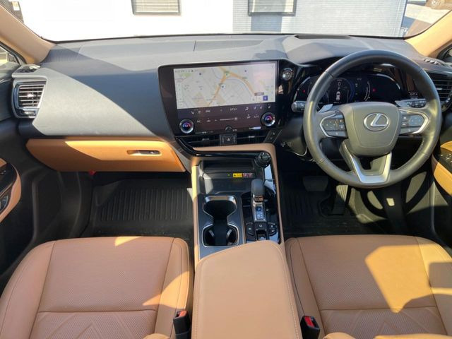 NX350h バージョンL