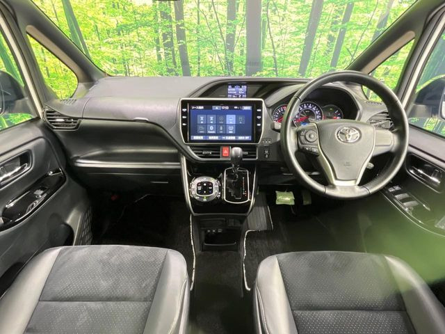ヴォクシー2.0 ZS 煌III