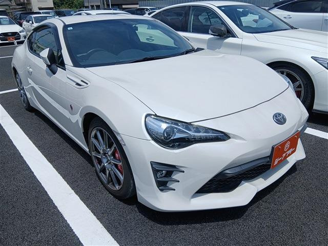 862.0 GT リミテッド ハイパフォーマンス パッケージ