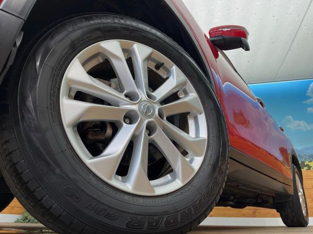 �O�ςɃ}�b�`���������A���~�z�C�[���𑕒����Ă���܂��B�e��ЊO�A���~�z�C�[����A�X�^�b�h���X�^�C�����戵�����Ă���܂��B���񂲑��k����������