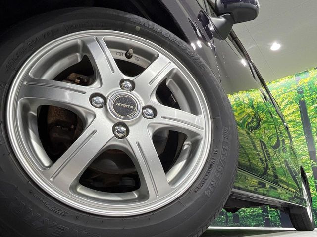 �y14�C���`�A���~�z�C�[���z�O�ςɃ}�b�`�����A���~�z�C�[���𑕒����Ă���܂��B�e��A���~�z�C�[����A�X�^�b�h���X�^�C�����戵�����Ă���܂��B���񂲑��k����������