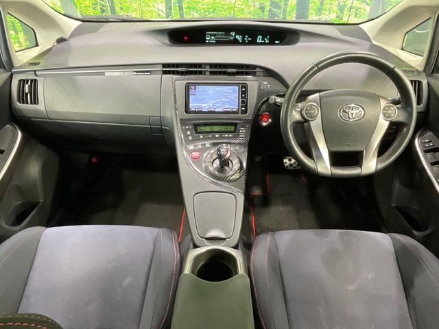 プリウス1.8 S ツーリングセレクション G's