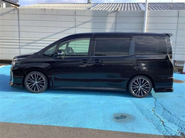 ヴォクシー2.0 ZS