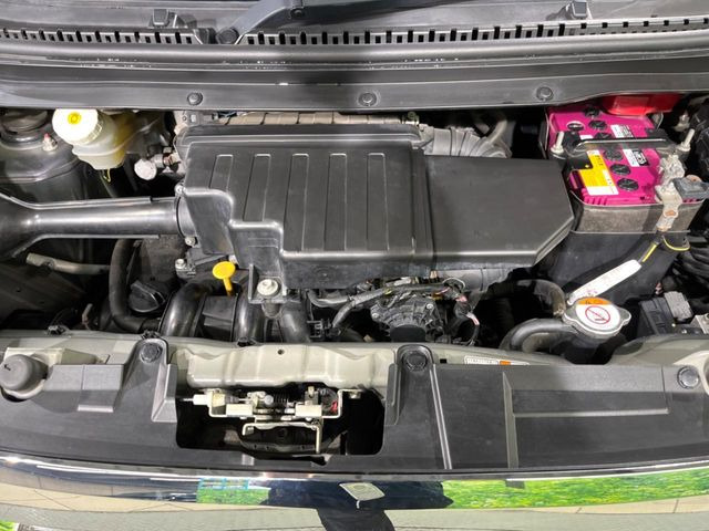 親切・丁寧な専門メカニックスタッフが応対!・車検・点検整備・事故等の修理などアフターサービスも安心。お車のカスタマイズもネクステージのサービススタッフまでご相談ください!