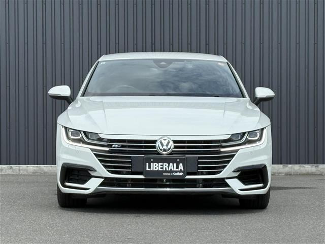アルテオンTSI 4モーション Rライン アドバンス 4WD