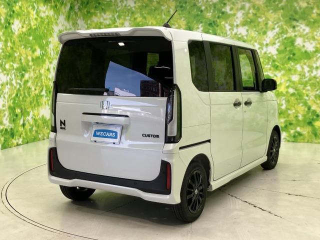 N-BOXカスタムブラック スタイル