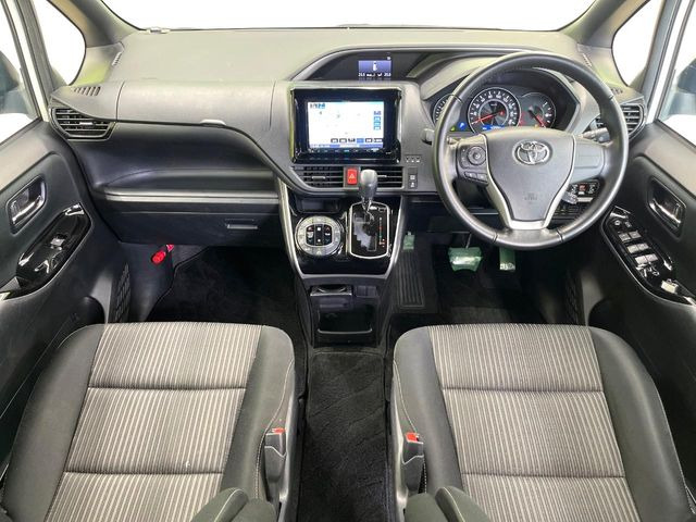 ヴォクシー2.0 ZS 煌
