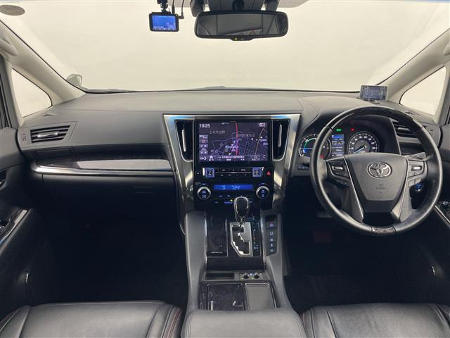 ヴェルファイアハイブリッド 2.5 ZR Gエディション E-Four 4WD