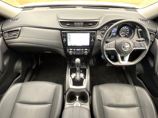 エクストレイル2.0 20Xi