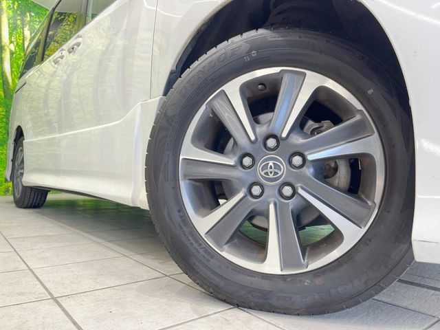 �y����16�C���`�A���~�z�C�[���z�O�ςɃ}�b�`���������A���~�z�C�[���𑕒����Ă���܂��B�e��ЊO�A���~�z�C�[����A�X�^�b�h���X�^�C�����戵�����Ă���܂��B���񂲑��k����������