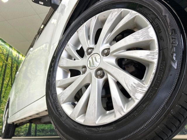 �y����14�C���`�A���~�z�C�[���z�O�ςɃ}�b�`���������A���~�z�C�[���𑕒����Ă���܂��B�e��ЊO�A���~�z�C�[����A�X�^�b�h���X�^�C�����戵�����Ă���܂��B���񂲑��k����������